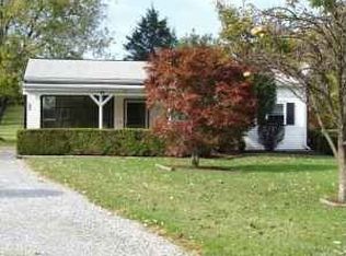 25 E Siddonsburg Rd, Dillsburg, PA 17019