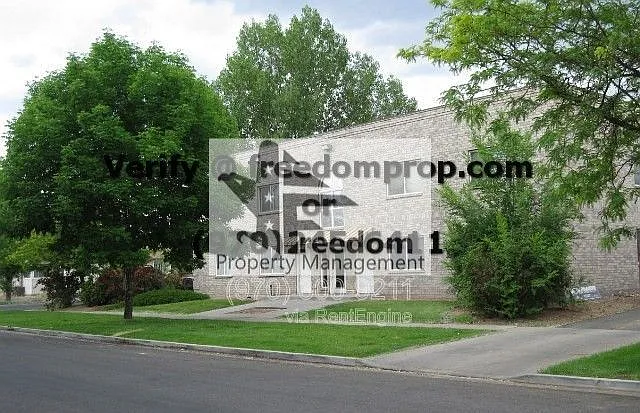 1102 Belford Ave #D — Photo 1