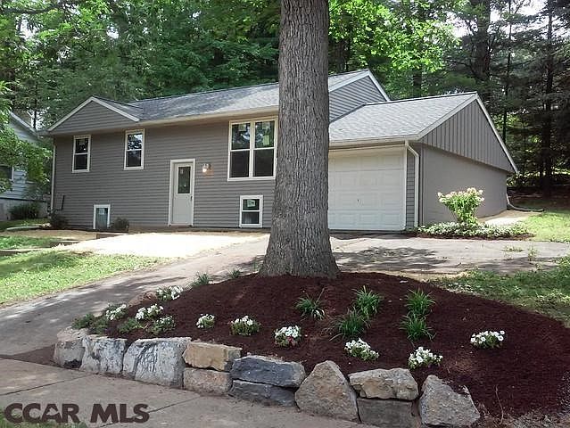 1st image of 407 Douglas Dr