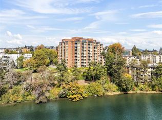 103 Gorge Rd E #104, Victoria, BC V9A6Z2