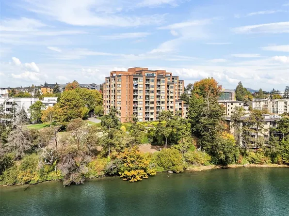 103 Gorge Rd E #104, Victoria, BC V9A 6Z2