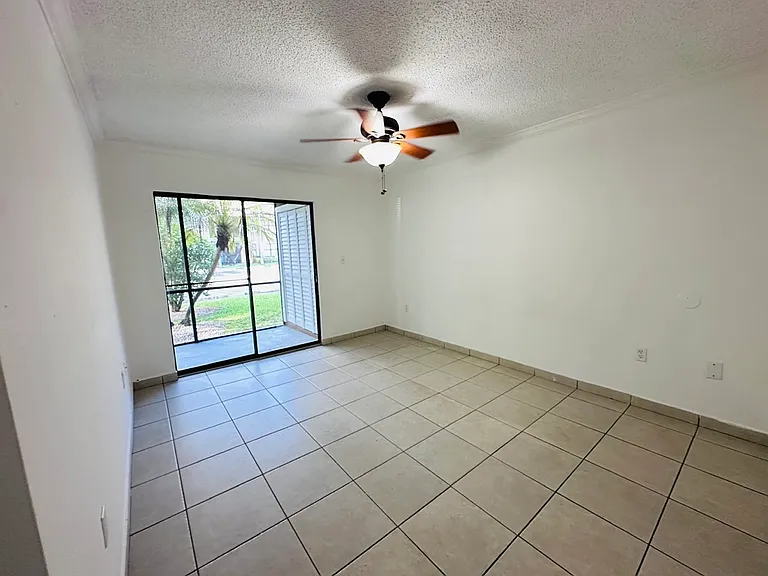 15689 SW 106th Ln #711 — Photo 11