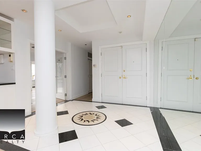 1500 Alberni St #18B — Photo 21