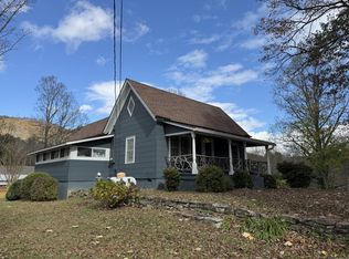 306 Rogers St, Clayton, GA 30525