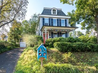 16 W Mill Rd, Flourtown, PA 19031