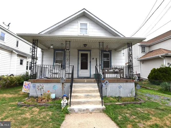 237 Hooker St, Riverside, NJ 08075