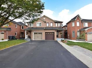 15 Mount Ranier Cres, Brampton, ON L6R2K8
