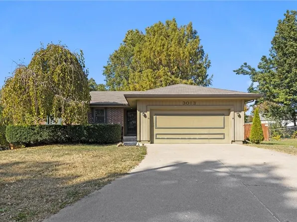 3013 SW 30th Ct, Blue Springs, MO 64015