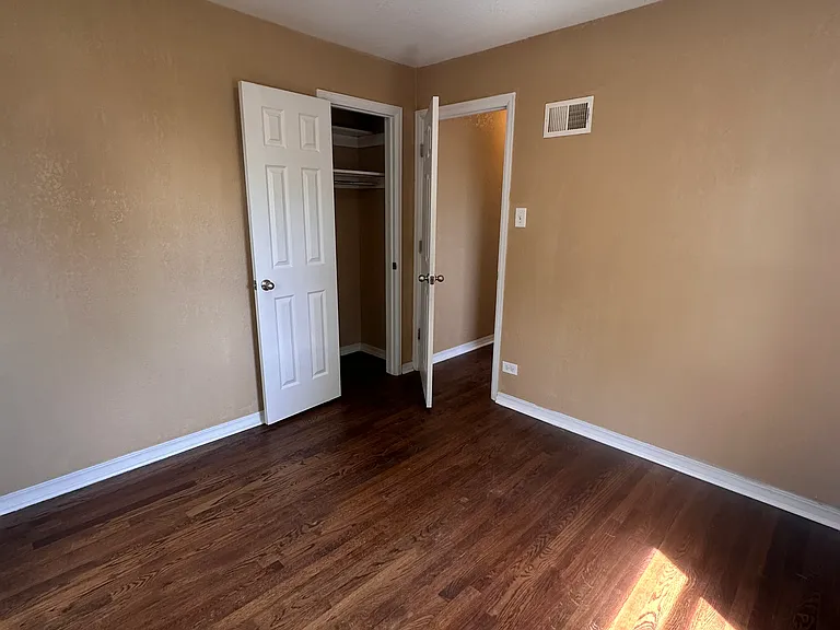 814 Julian St — Photo 15