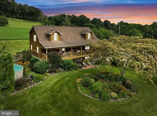 1105 Ridge Rd, Halifax, PA 17032