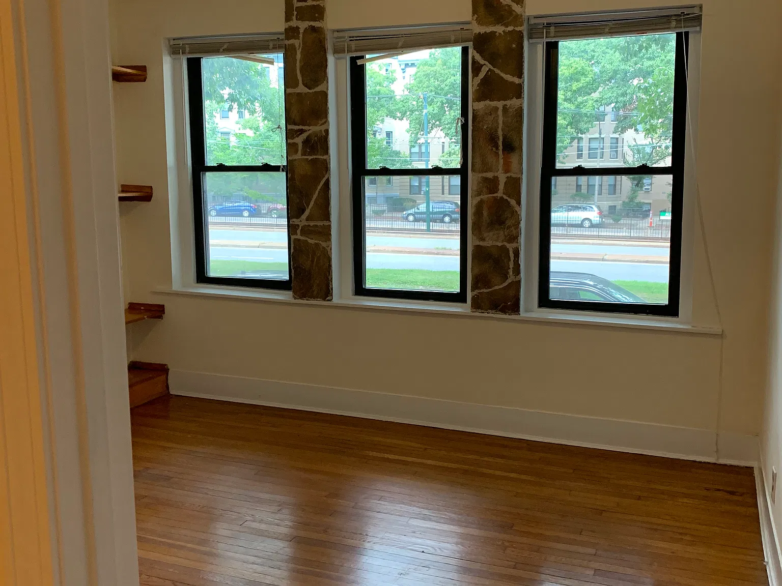 2 bed, 794 sqft, $2,900 — Photo 1