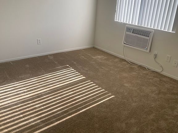 2nd image of 860 S Harvard Blvd APT 305