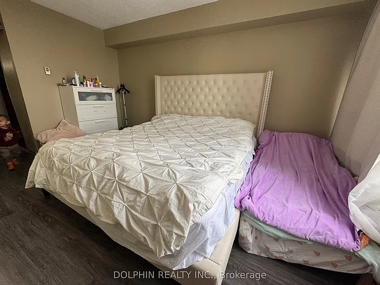 175 Bamburgh Cir #614 — Photo 31
