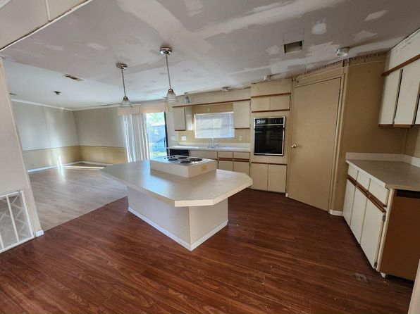 9820 Spyglass Ct #58E, North Fort Myers, FL 33903