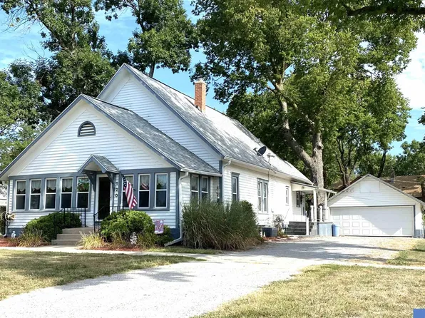 120 W L St, Wymore, NE 68466