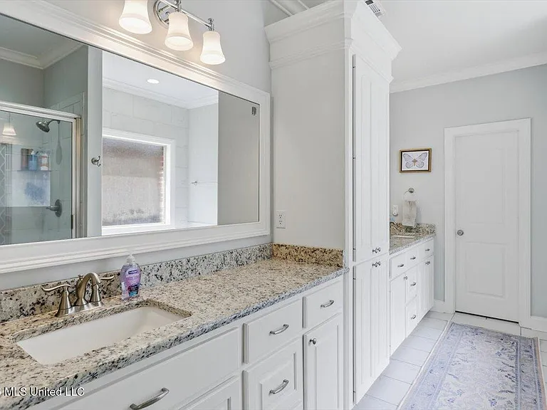 320 Oakville Cir — Photo 21