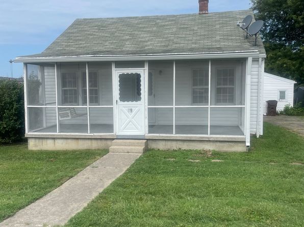 79 Lakeview Dr