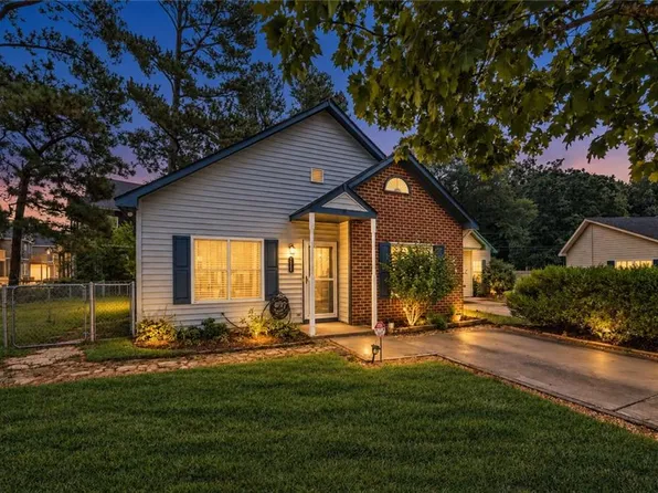 4304 Merlyn Walk Pl, Newport News, VA 23602