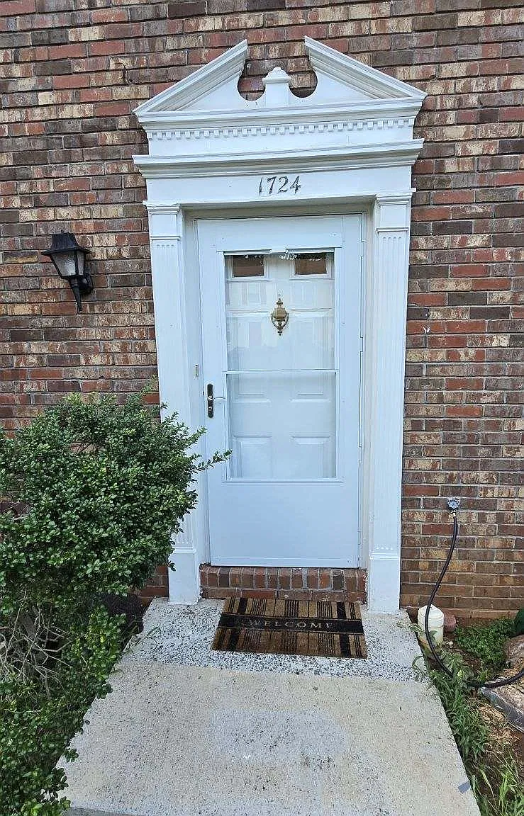 1724 Nappa Valley Ct SE — Photo 2
