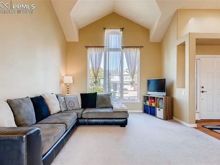 8303 Old Exchange Dr — Photo 3