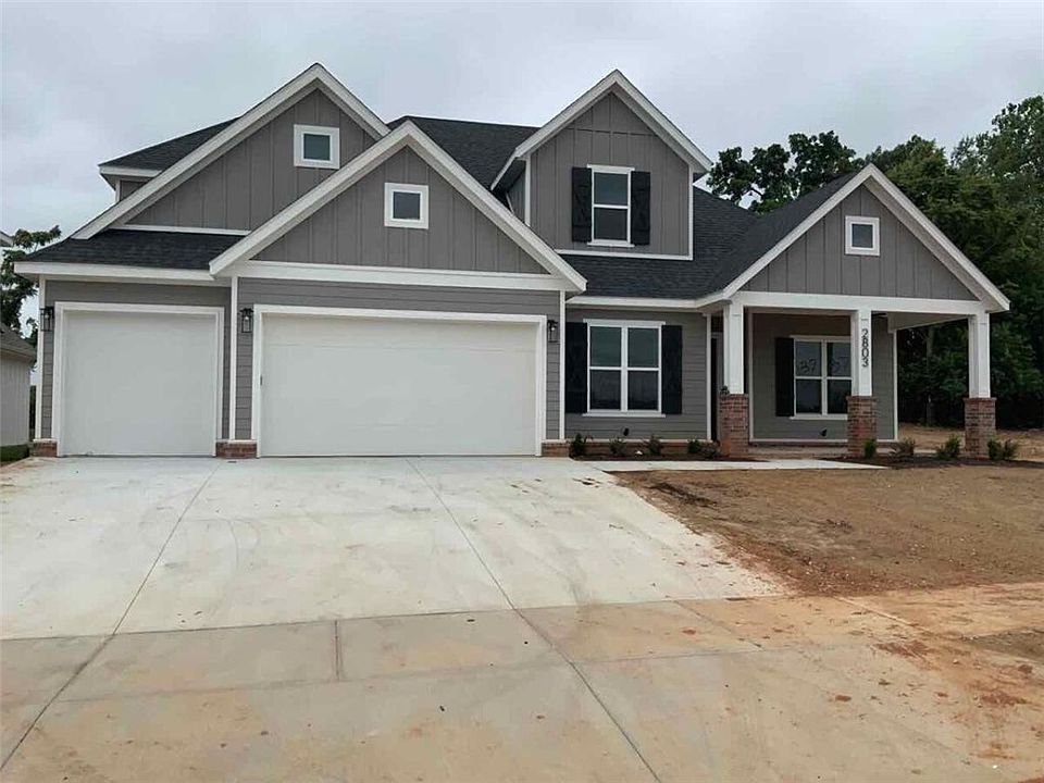 1st image of 2803 Nova Ave