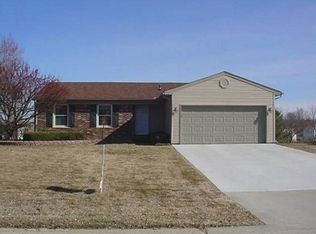 3692 Barberry Cir, Wixom, MI 48393