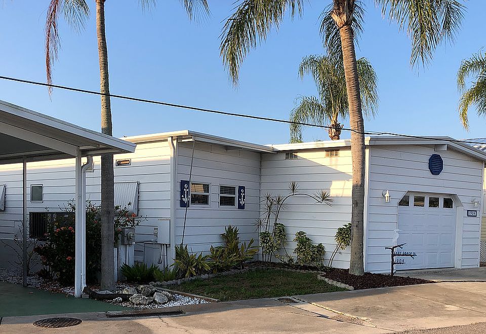 1st image of 1904 E Beach Dr