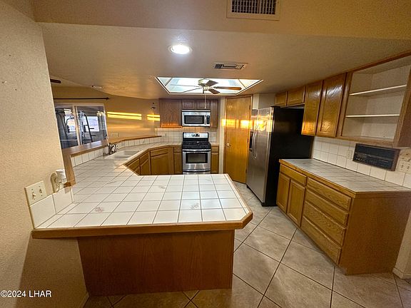 3rd image of 3128 Rocking Horse Dr