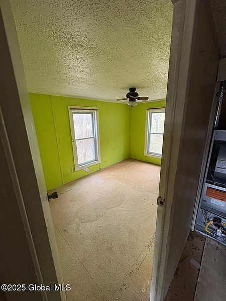 5th image of 122 Gilchrist Hill Road