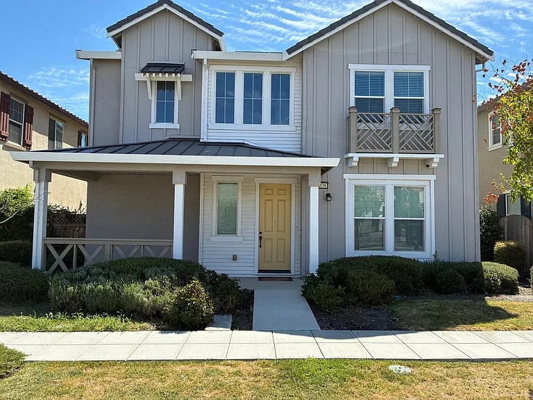1438 S Bella Vita St — Photo 1