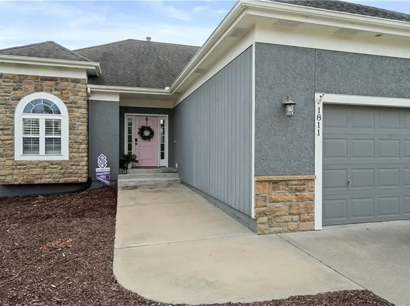 1811 E 128th St, Kansas City, MO 64145