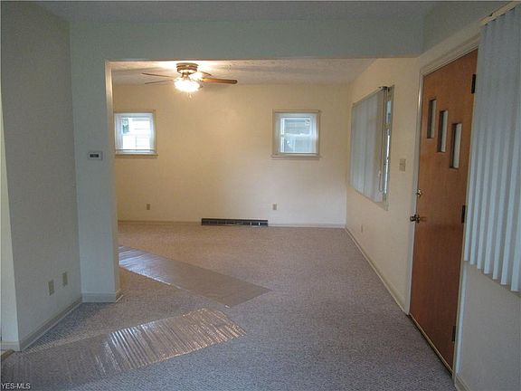 4th image of 2466 East Ave