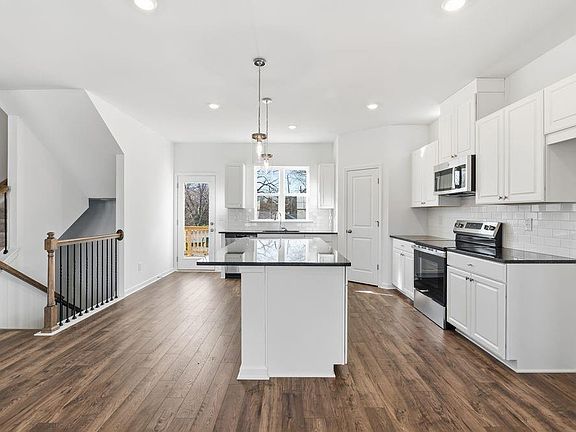 7th image of this home