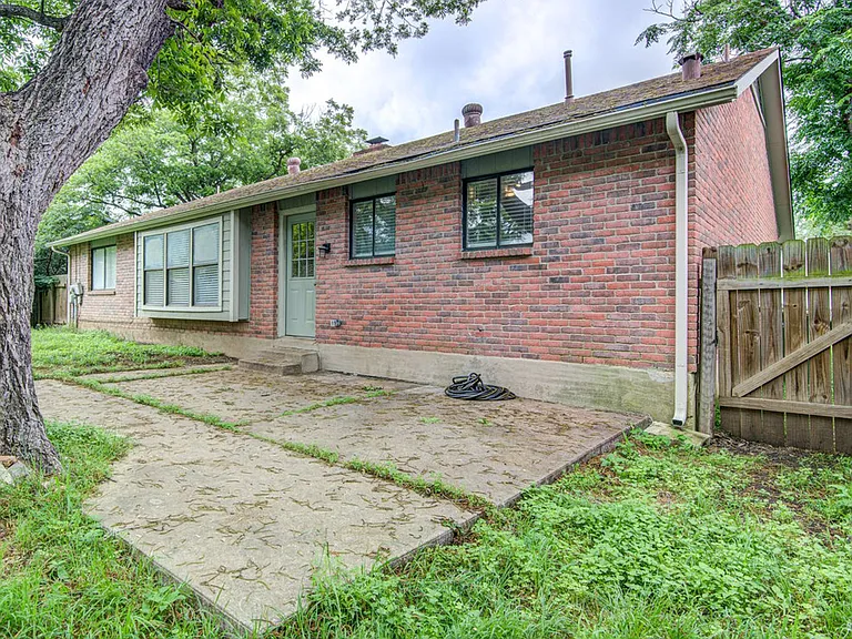 12111 Missel Thrush Ct — Photo 21