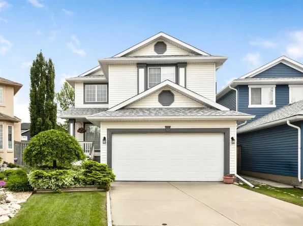 117 NW Millview Park SW, Calgary, AB T2Y 3Y2