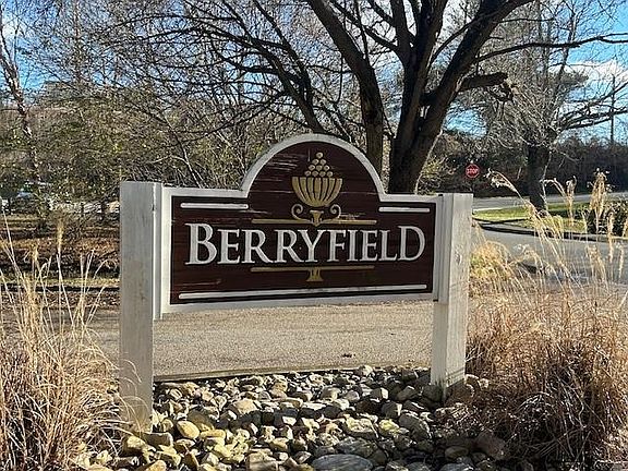 2nd image of 403J Berryfield Ln #J
