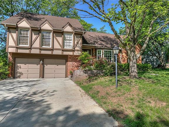 2nd image of 8200 N London Dr