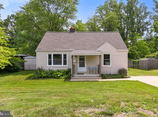 6606 Barrett Rd, Falls Church, VA 22042