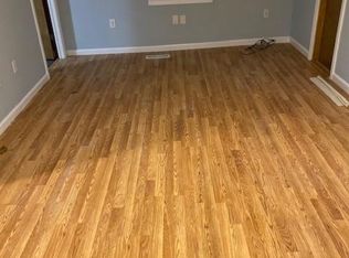 20 S Division St #1, Derby, CT 06418