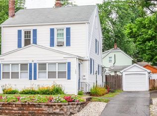 135 Dwight Rd, EAST LONGMEADOW, MA 01028