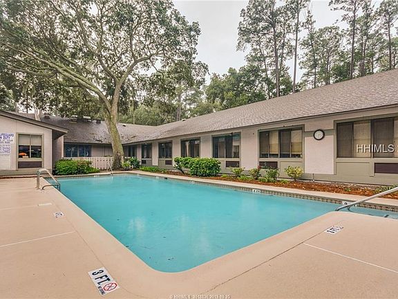 5th image of 300 Woodhaven Dr