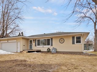1445 Austin Rd, Owatonna, MN 55060