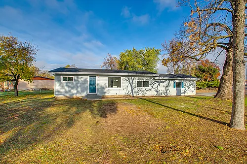 8000 W Dorian St Photo 1