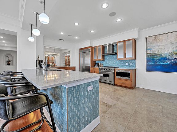 5th image of 400 Kelly Plantation Dr Unit 1404