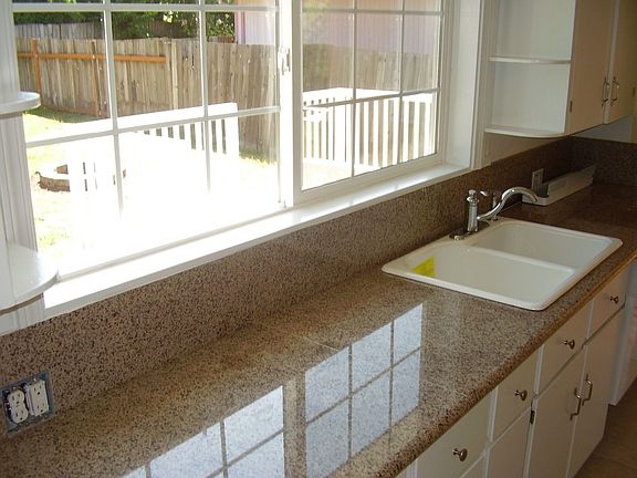 New slab granite and backsplash