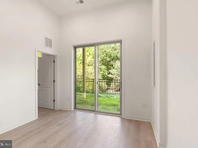 6230 Folly Ln — Photo 52