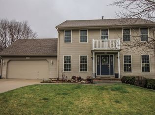 15106 Sharp St, Omaha, NE 68137