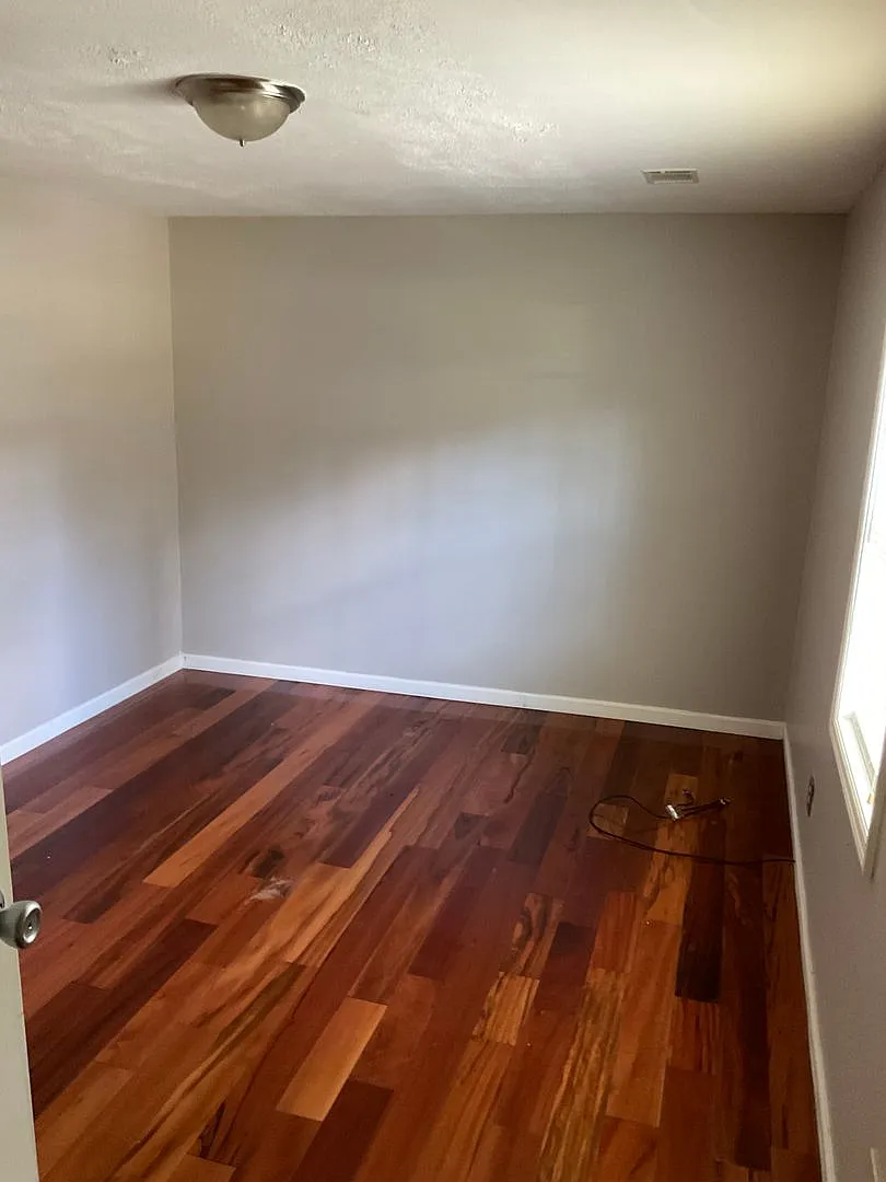 225 Hudson Road — Photo 2