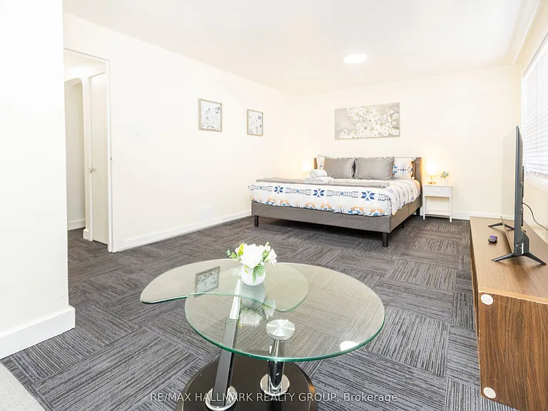 462 Bronson Ave #1 — Photo 16