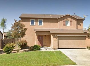 4118 W Elkhorn Ave, Visalia, CA 93277